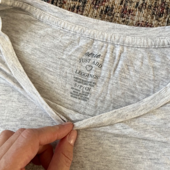 Aerie tshirt top - Picture 2 of 5